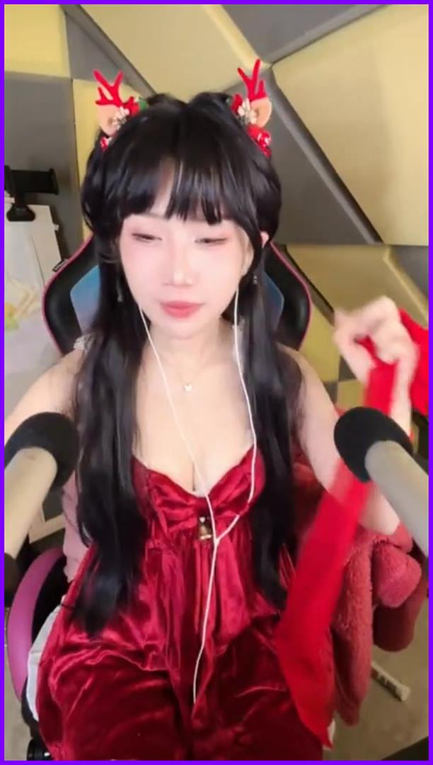 Aki秋水收费密码房七