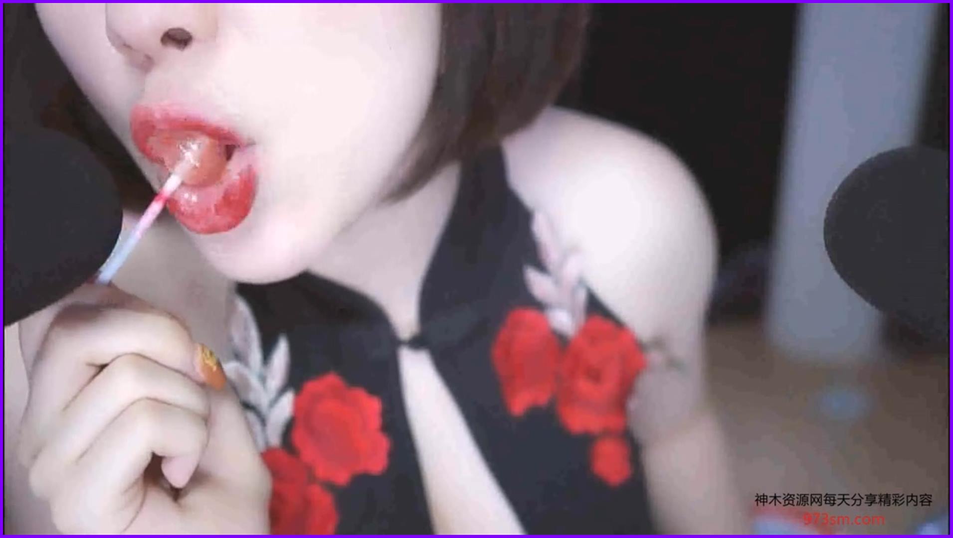 虎牙肉淼淼哥哥的棒棒糖好好吃