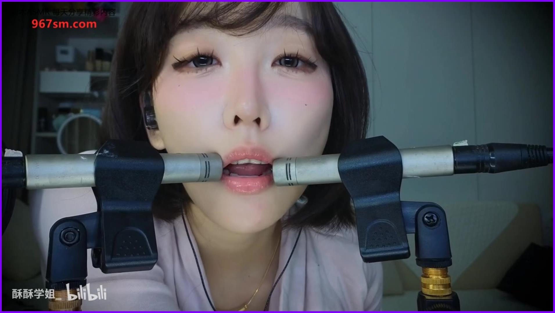 酥酥学姐舌苔检查舔耳